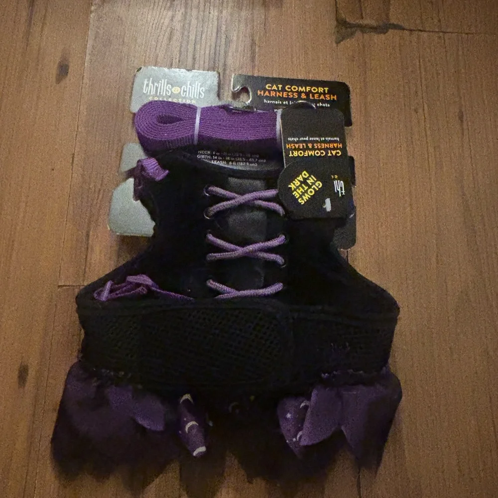 Cat costume harness and leash nwt